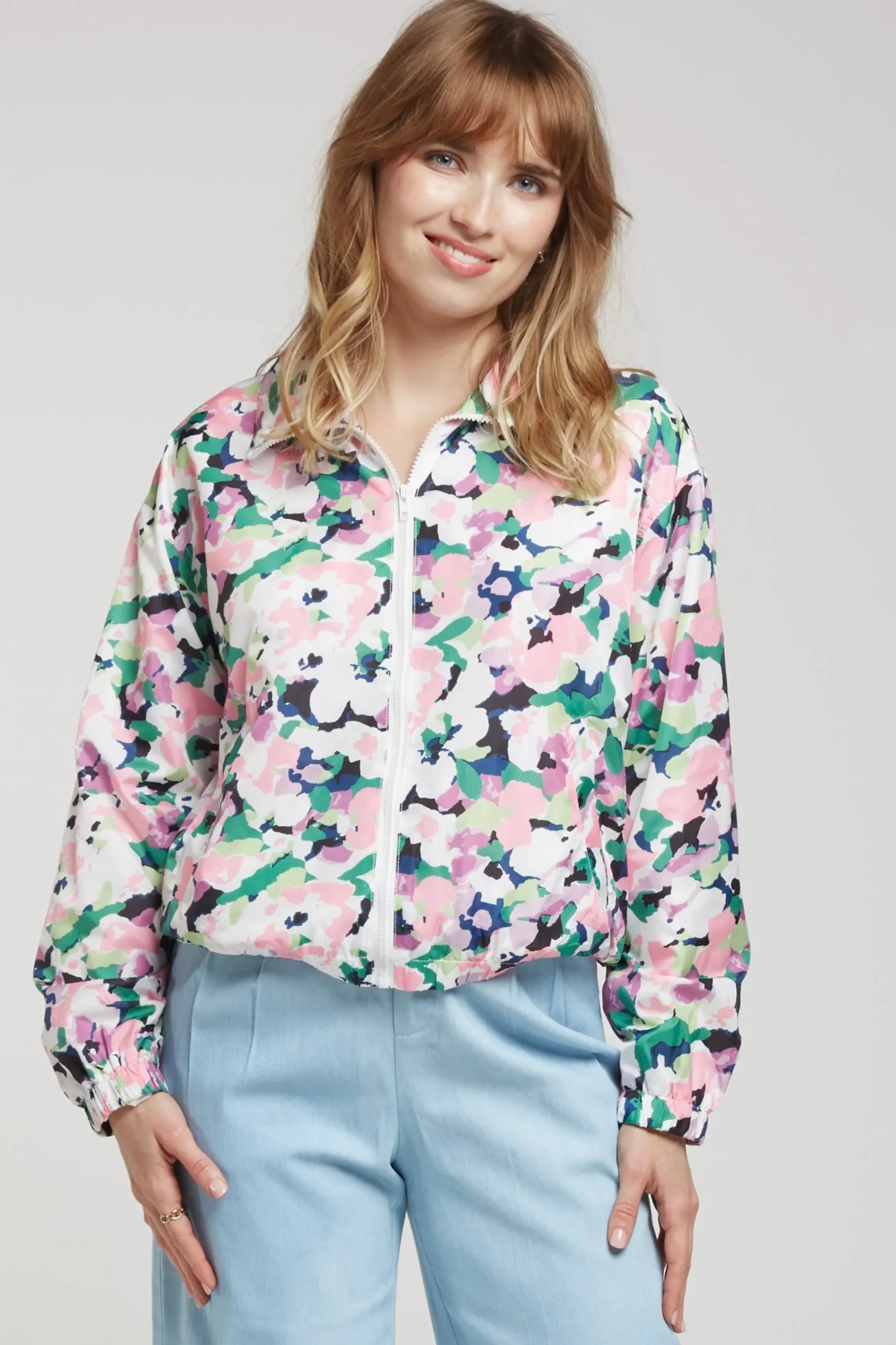 valeria_4.webp VALERIA